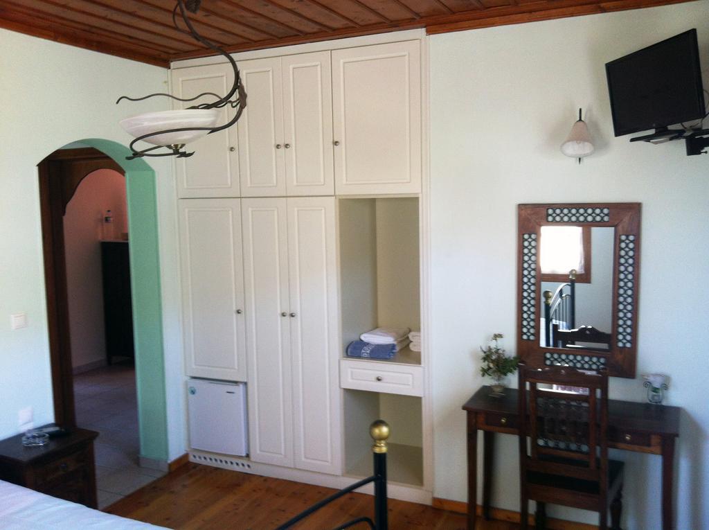 Guesthouse Kolenti Portaria  Exterior photo